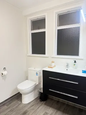 289 Midway Motel Rooms Photos