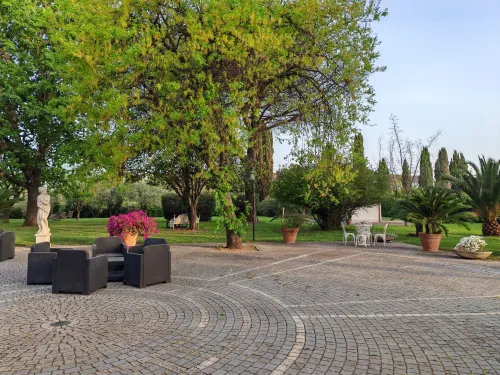 Villa Strampelli Circondario Photos