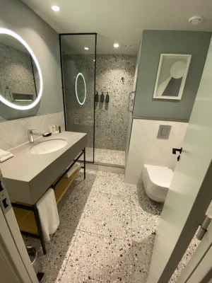 Sheraton Amsterdam Airport Hotel and Conference Center Zimmer Photos