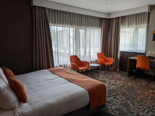 XO Hotels Park West Zimmer Photos