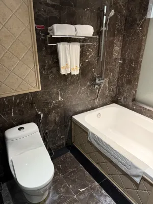 Kingwood Hotel Sibu Kamar Photos