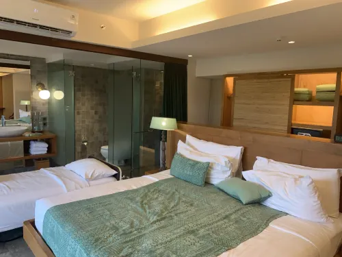 AMNAYA Resort Nusa Dua Kamar Photos