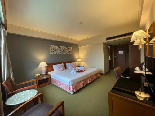 Songphanburi Hotel Zimmer Photos
