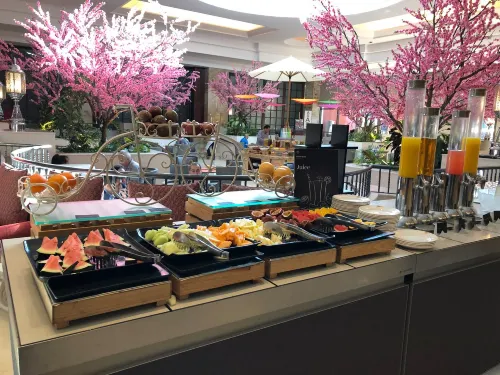 Sheraton Oman Hotel Restauration Photos