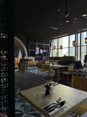 Mama Shelter Dubai Restauration Photos