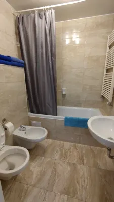 Royal Court Apartments Номера Photos