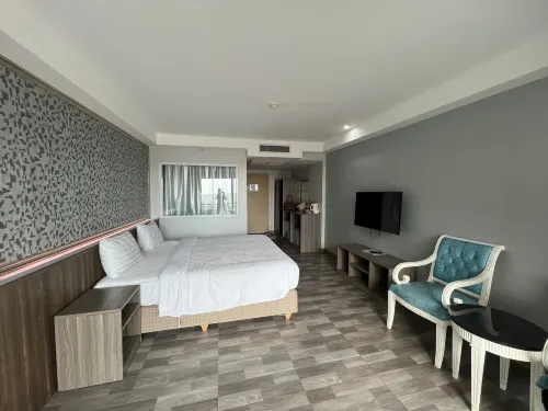 Dragon Beach Resort , Jomtien Beach Pattaya Номера Photos