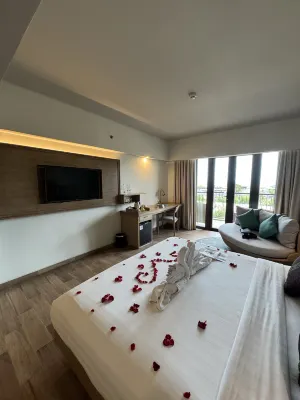Eastin Ashta Resort Canggu Bali Kamar Photos