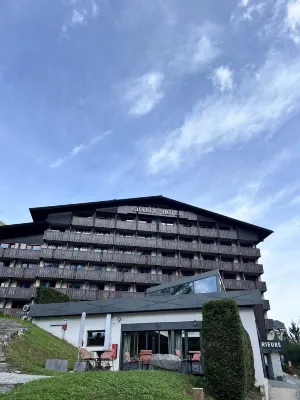Chalet Hôtel le Prieuré & Spa Exterior Photos