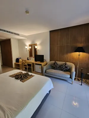 Tinidee Golf Resort at Phuket Chambres Photos