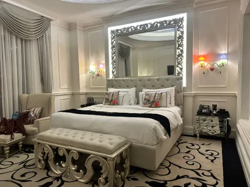 Lafayette Boutique Hotel Yogyakarta Kamar Photos
