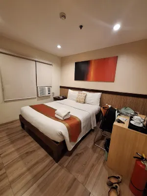 NS Royal Hotel Phòng Photos