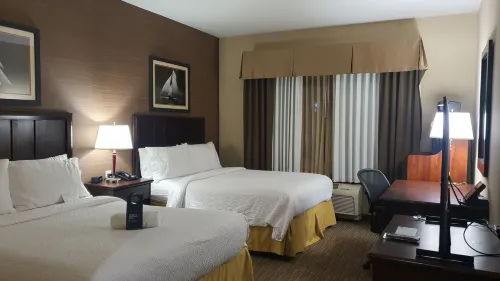 Holiday Inn Express San Diego South - Chula Vista Rooms Photos