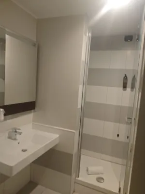 B&B Hotel Cremona Rooms Photos