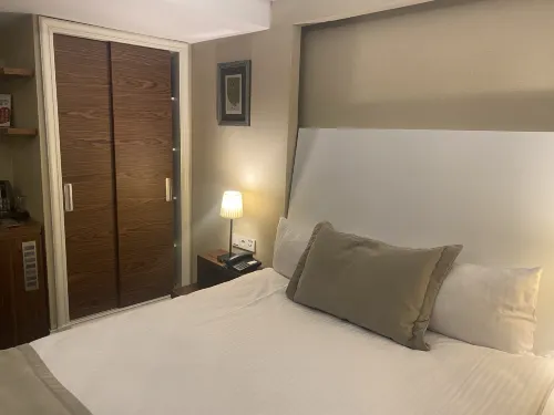 Aston Hotel Taksim Zimmer Photos