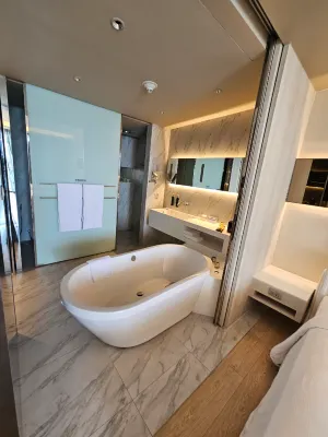 Hilton Pattaya Rooms Photos