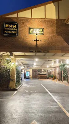 St Georges Motor Inn Near Hotel Photos