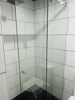 Essence Hotel Carlton Zimmer Photos