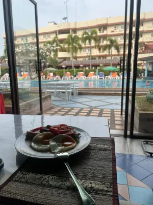 Diana Garden Resort Питание Photos