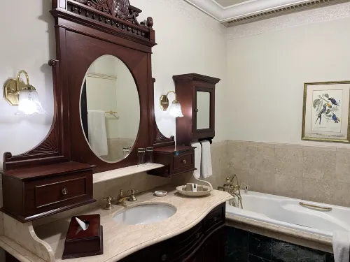 Hotel Majapahit Surabaya - MGallery Kamar Photos