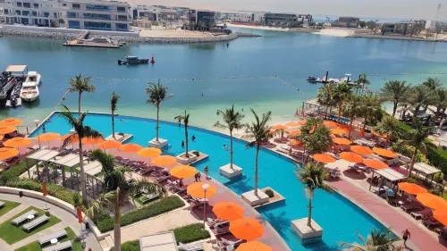 Grand Hyatt Abu Dhabi Hotel and Residence Emirates Pearl Photos