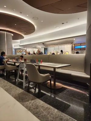 Woodlands Hotel and Resort Pattaya Restauration Photos