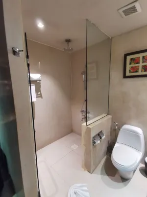 Impiana Beach Resort Patong, Phuket Zimmer Photos