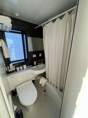 HOTEL LiVEMAX Hiroshima Funairimachi Riverside Phòng Photos