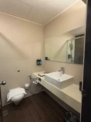 Village Hotel Bugis by Far East Hospitality Kamar Photos