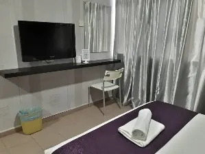Biz Hotel Kamar Photos