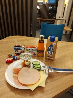 Hampton by Hilton Berlin City West Dining Photos