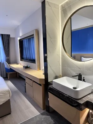 East Sacred Hotel-Very near Beijing Tiananmen Square，the Forbidden City，Wangfujing Subway Station Rooms Photos