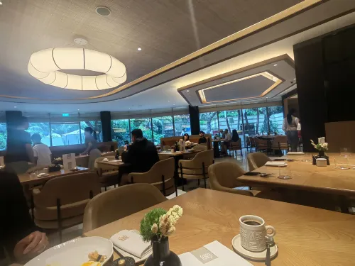 The St. Regis Jakarta Makanan Photos