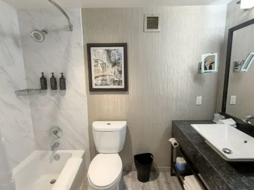Sheraton Gateway Los Angeles Hotel Rooms Photos