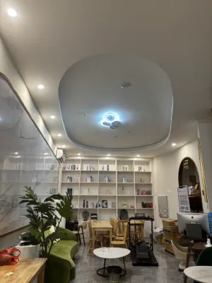Zhaoqing · FumiFullmeCinemaBathtubDesignHotel Area Publik Photos