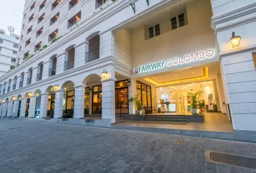Fairway Colombo - Sri Lanka's First Hotel With Robot Technology Exterior Photos