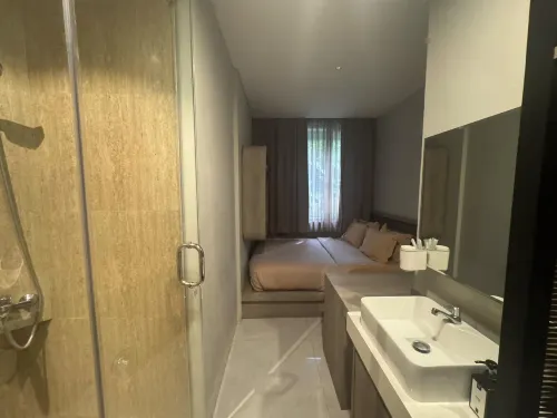W Home Benhil Kamar Photos