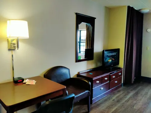 Extended Stay America Suites - Chicago - Elmhurst - O'Hare Rooms Photos