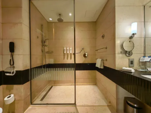 Le Meridien Cairo Airport Rooms Photos