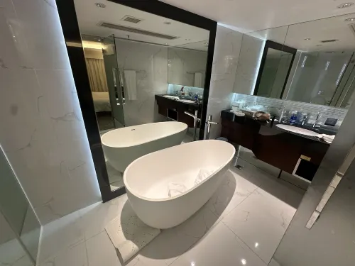 Regal Kowloon Hotel Rooms Photos