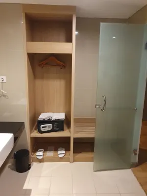 Hotel Santika Kelapa Gading Kamar Photos