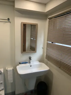 1775 Adriatico Suites Kamar Photos
