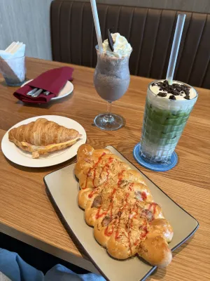A La Carte Hạ Long - Tầng cao, view biển Ăn uống Photos