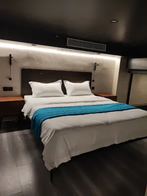 Zhuhai Low-key LOFT Suite Apartment (Huafa Shangdu Haiyin Youyicheng Branch) Kamar Photos