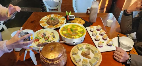 Yixiangqing Inn (Lijiang Old Town) Ristorazione Photos