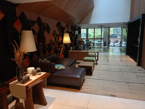 Namin Dago Hotel Public Areas Photos
