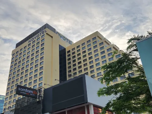 Novotel Bangkok on Siam Square Eksterior Photos