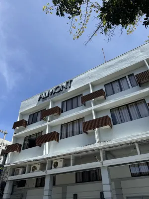 Almont City Hotel Udvendigt Photos