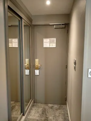 Hôtel Montcalm Paris Zimmer Photos