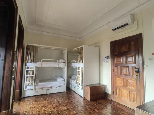 Sant Jordi Hostels Lisbon Rooms Photos